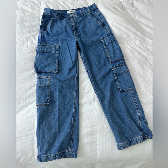 Denim Forum Denim - Denim Forum The 90’s Millie Hi Rise Cargo Jean size 31